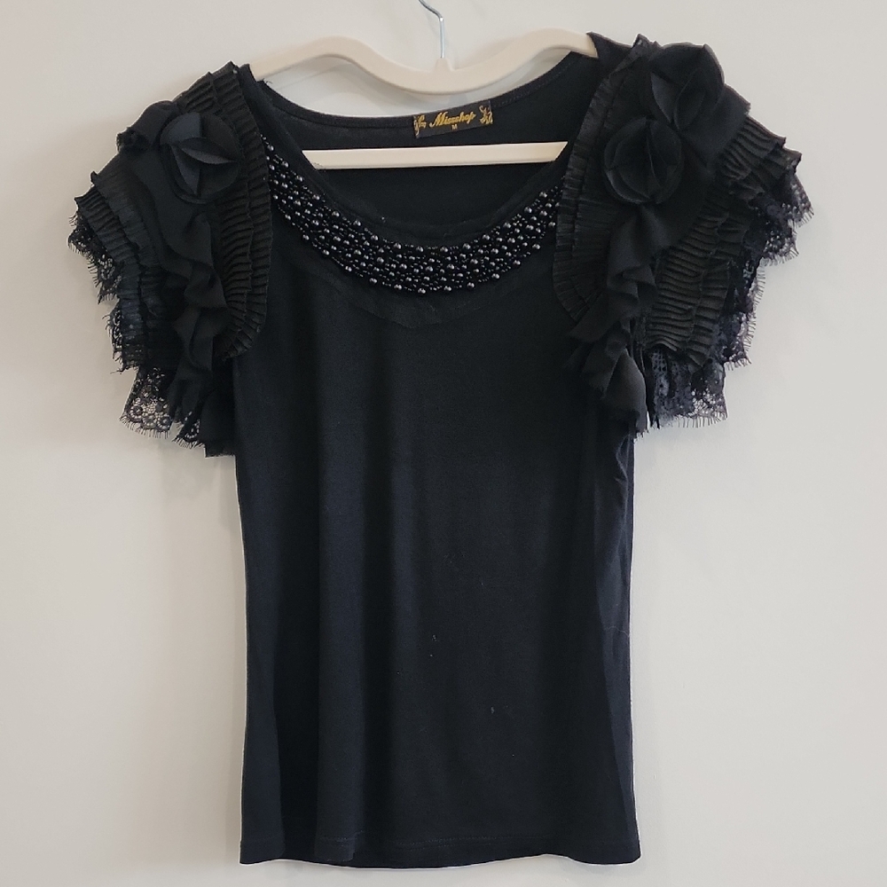 Chic Black Ruffled Women's Blouse